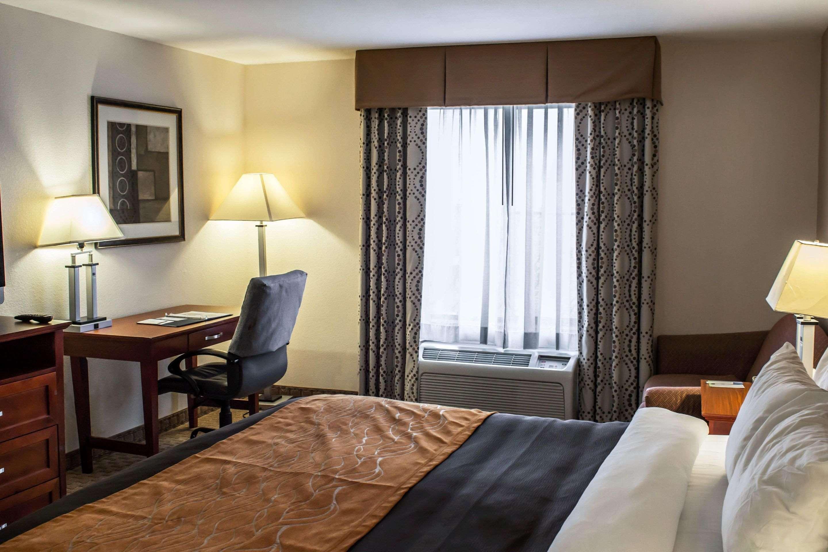 Comfort Inn Smithfield Near I-95 מראה חיצוני תמונה