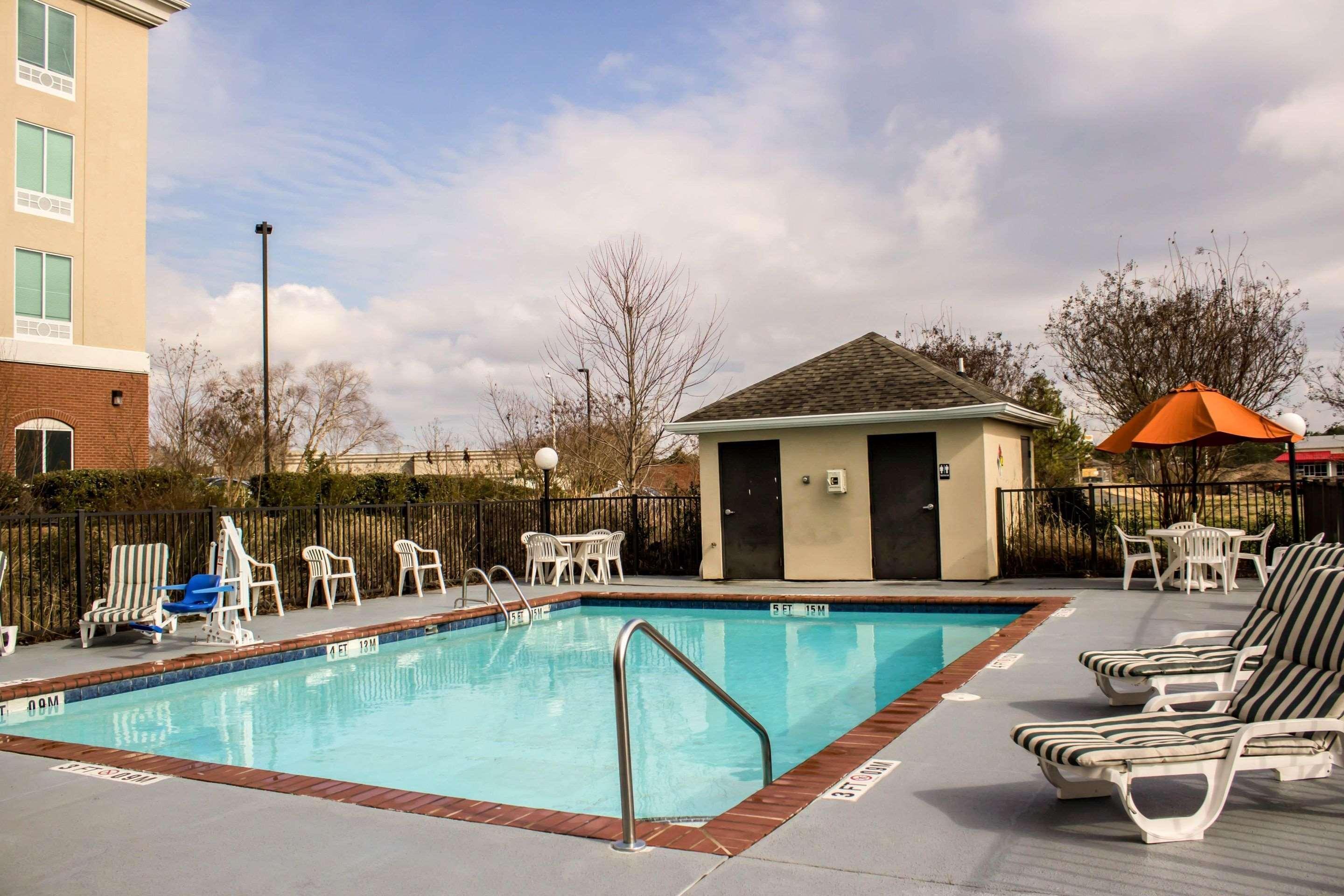 Comfort Inn Smithfield Near I-95 מראה חיצוני תמונה
