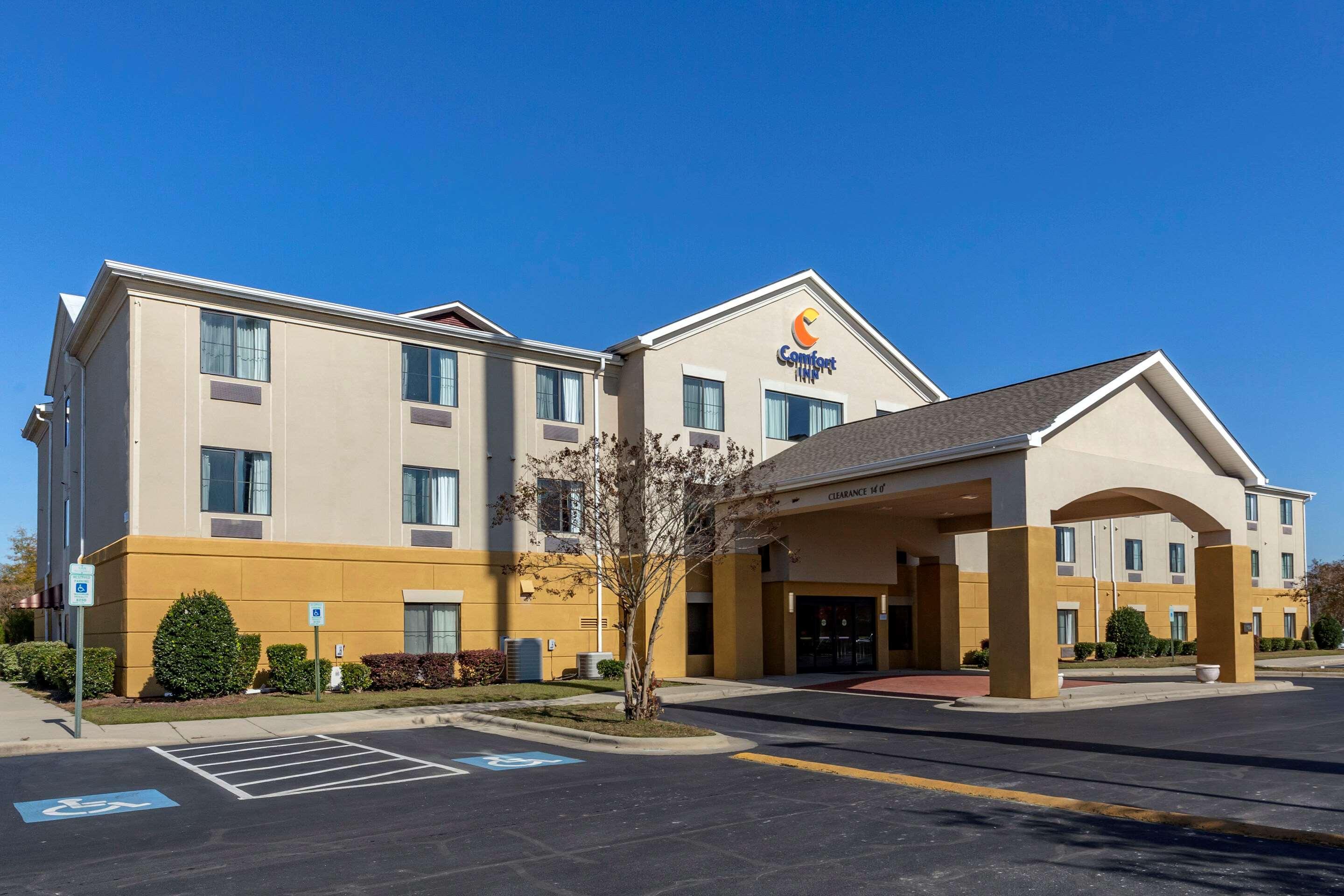 Comfort Inn Smithfield Near I-95 מראה חיצוני תמונה